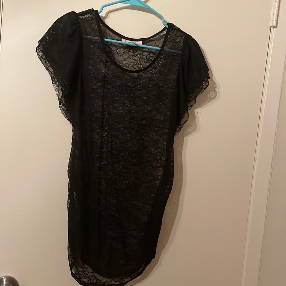 Jessica Simpson maternity lace shirt